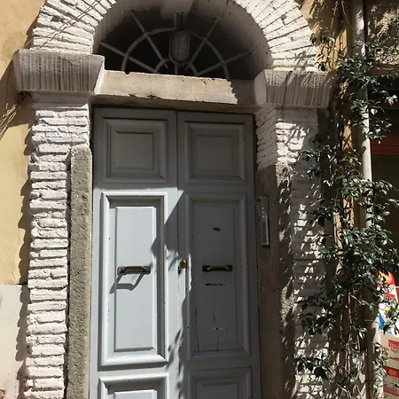 Colosseum Loft Apartament *