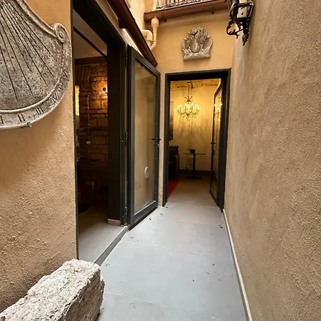 דירה Colosseum Loft רומא